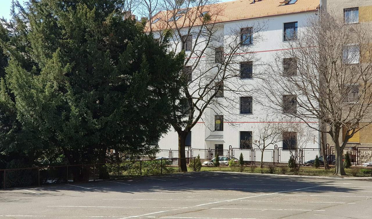 Mini Flat Apartman Beci Exterior foto